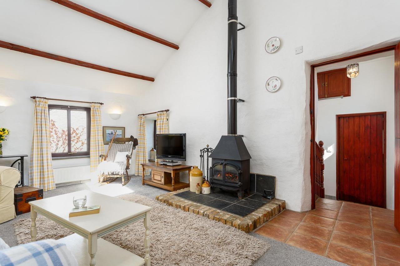 The Snug At Cornish Barn Holidays Truro Ngoại thất bức ảnh