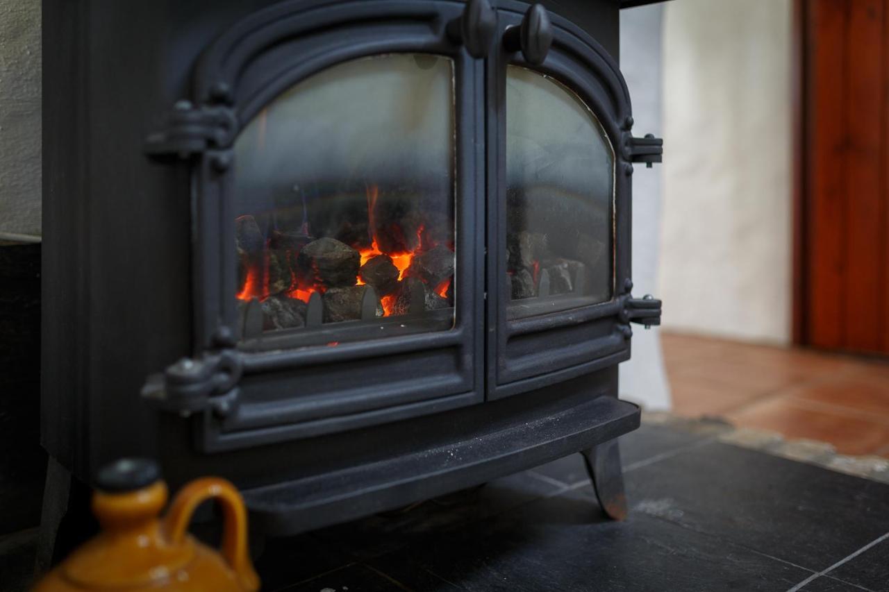 The Snug At Cornish Barn Holidays Truro Ngoại thất bức ảnh