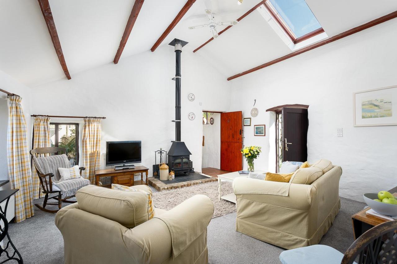 The Snug At Cornish Barn Holidays Truro Ngoại thất bức ảnh